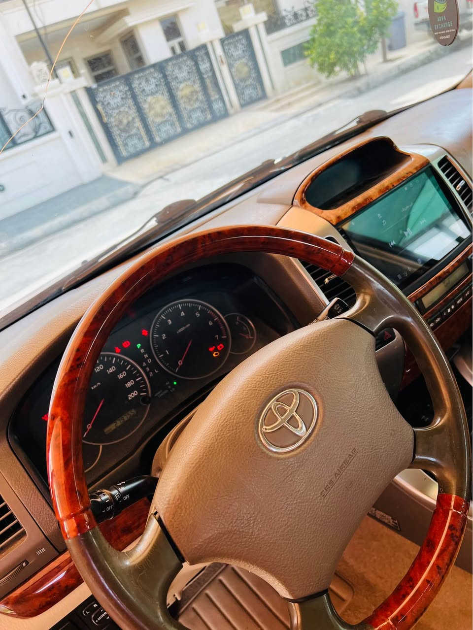 ***********ر.م
Wats app.***********
هەزەو سەنەوی نویە بێکێشەیە أربيل, العراق
