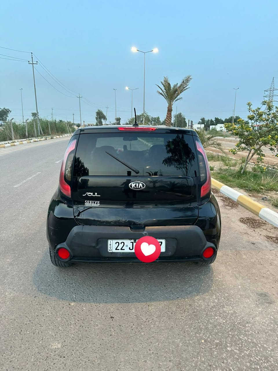 السلام عليكم 
كيا صول موديل 16وارد امريكي رقم اربيل الجديد صار خمسة أيام من دخلت هزه أو جددت ارقام السياره جاهزه مكينه ١٦٠٠ شرط
حادثهه جاملغ أو بنيد أو بيهه رصعات حالوب بصيطات للاستفسار الاتصال عالرقم ***********
مكاني ديوانيه
