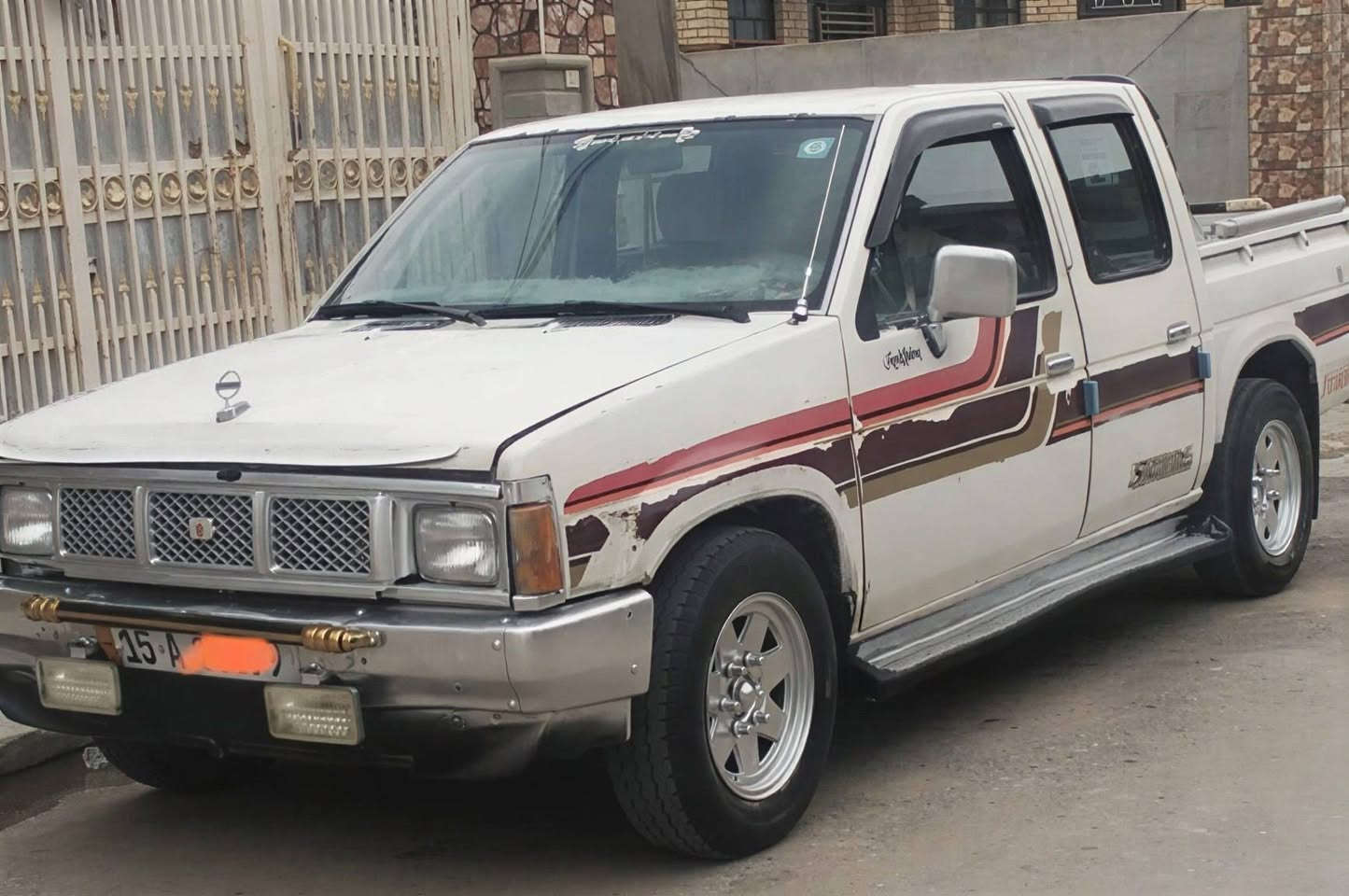 السلام عليكم بيكم نيسان دبل قماره رقم انبار موديل 1989 رقم انكليزي الجديد بأسمي تحويل ثاني يوم سياره جاهزه شغل واطلع كير ومحرك مكفولات مسجل وكهربائياتها كلها شغاله مكاني الفلوجة للأستفسار *********** او ***********
