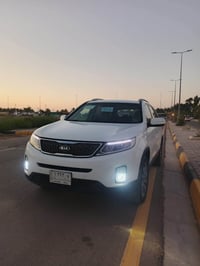 سورنتو ٢٠١٥ • ٧ راكب • محرك ٢٤٠٠