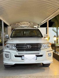 لاندكروزر GXR • لاندكروز • تويوتا لاندكروزر • GXR 2012 • سيارة دفع ربا...