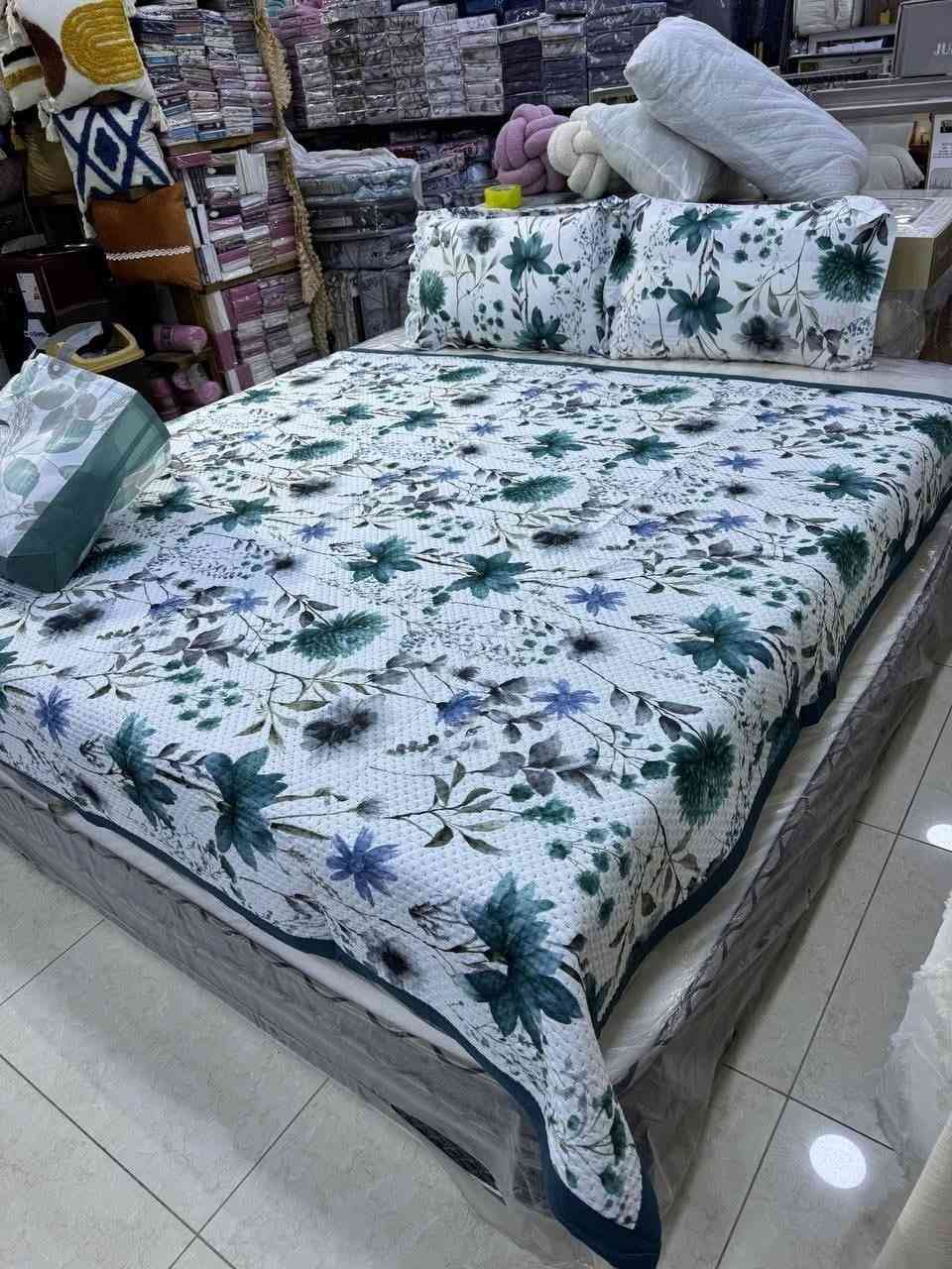 فرشه نفرين🔥 قماش قطني بارد وجهين مشجر وساده مع 2 وجوه مخاد👑
 #السعر  (15)الف كل قطعتين 25✅
الغطوه 230*200
وجوه مخاد 50*75 عدد 2
متوفر توصيل بغداد ٥ الاف


**إذا كنت صاحب هذا الإعلان وتريد حذفه لأي سبب، رجاءا أرسل رسالة إلى الدعم الفني**