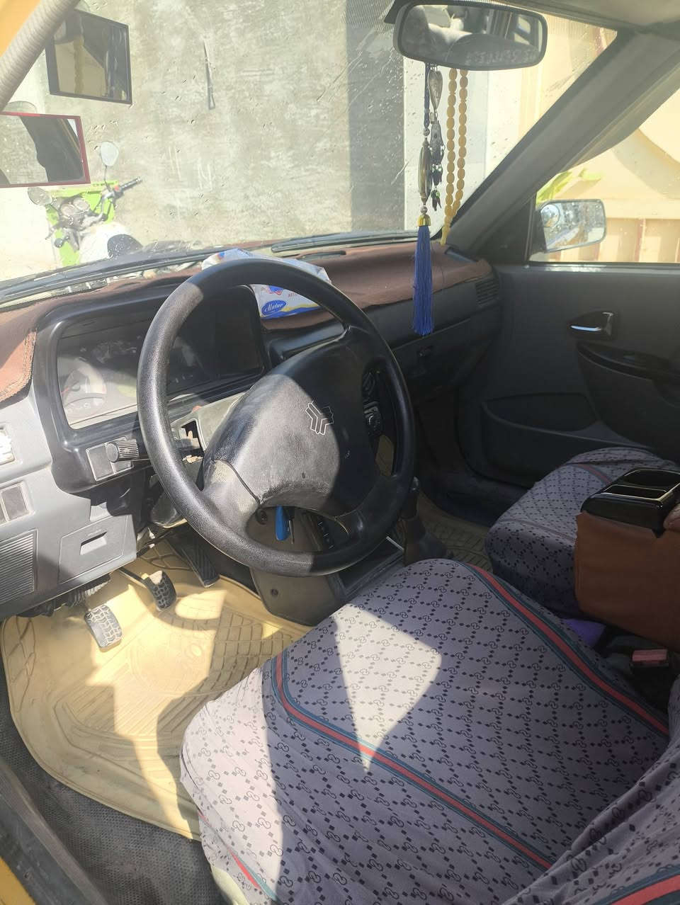 السلام عليكم سايبه 2011  سنويه نافذه نضافه مثل ماتشوف بل صوره شرط التحويل العنوان صلاح الدين بلد السعر 18 وبيه مجال بصيط  استفسار ***********
