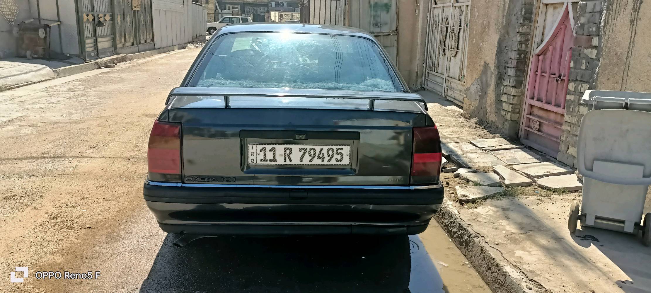 السلام عليكم اوبل اوميكا موديل 1992 كير عادي مكينه 2000 سنويه جديده الى نهايه 2029 رقم انكليزي مسطره رقم بغداد صاحبه يمي كير مكينه مكفوله مصبوغه جماليه لون رصاصي فيلي سنتر لك شغال جام كهرباء بطاين نضيفه دشبول نضيف السياره بيه ونه قليله بالاكسر صدر نص عمر ونقص بطانه تنته بس مكان بغداد العبيدي والمشتل السعر 40 وبيه مجال ***********