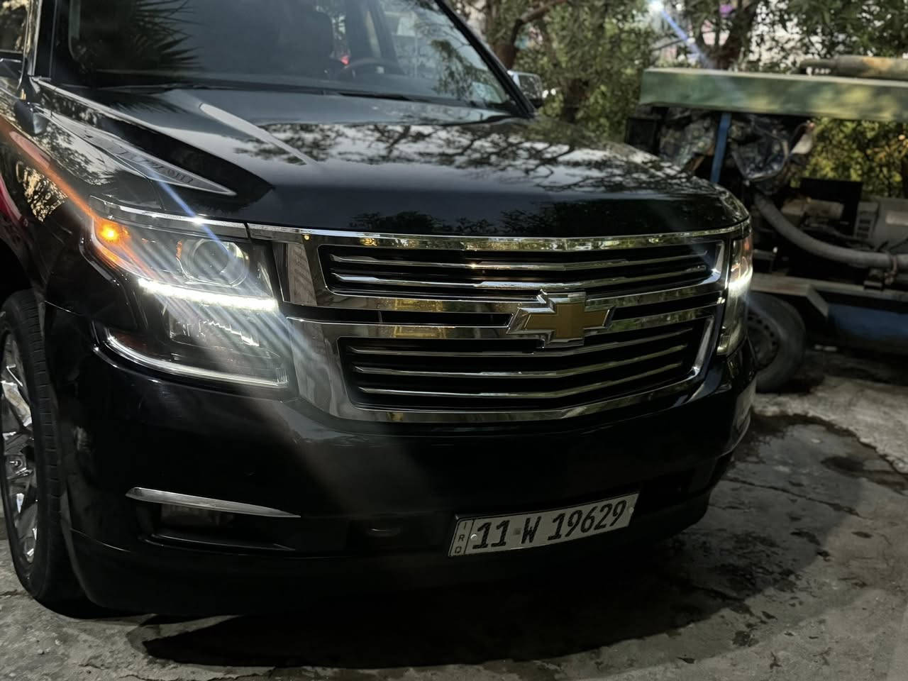 تاهو موديل ٢٠١٥ خليجي بيها جمالغ الايسر ٤ اصبع صبغ دعميات اثنيهم مصبوغات وكفاله عامه كير والمكينه ماشيه ١٥٠الف سياره جديده سعرها ٣٢٥ وببها مجال سياره بغداد رقمي ***********
