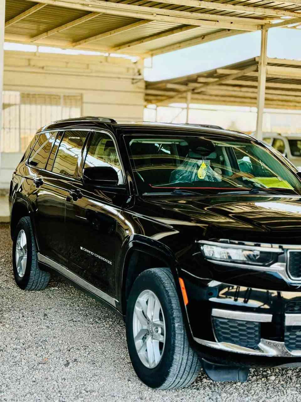 جيب لاريدو
موديل ٢٠٢٣
السياره مرقمه بغداد
عداد المسافه ٥١ الف 
السياره بيه تعديل بارد بدوران الجاملغ الخلفي  
مراوس بسورنتو موديل 19.20.21
العنوان/الانبار_الخالديه
للاستفسار الاتصال على الرقم التالي 
***********
