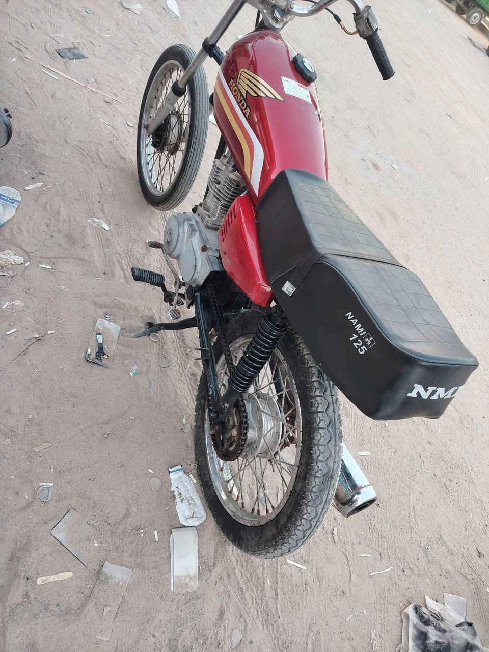 سلام عليكم دراجه للبيع السعر 300 او بيها مجال ***********
