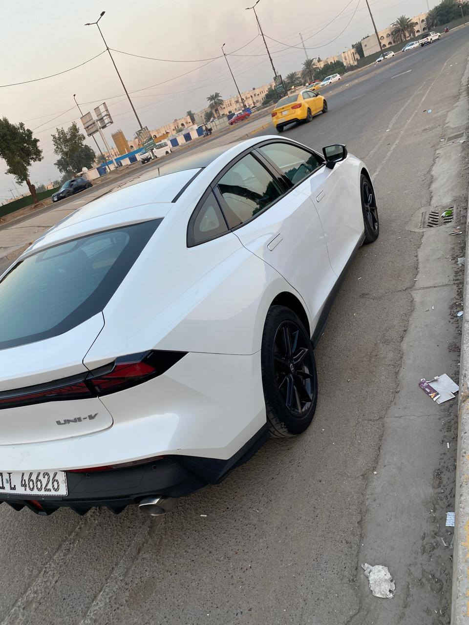 السلام عليكم سيارة شانجان UNI V موديل 2025 كفالة عامة مغلفة ppf  فول مواصفات 1/1 تشغيل عن بعد و جلد لونين اسود وعسلي محرك 1600 توربو بانزين عادي كير AT 8 نمر + بانراما شفتات رياضي تحديد مسار وتحذير بريك تلقائي مانع تصادم كامرات 360 محيطية نضام صوت 10 سماعات تحكم ستيرن 4 جهات قطعتين تبريد امامي خلفي كشنات رياضي تبريد كشنات صندوق تحكم كهرباء ستيرن رياضي زجاج اوتو مع خاصية فتح واغلاق من الريمونت اضائة محيطية متعدده الالوان دخول ذكي بصمة تشغيل عن بعد شحن لاسلكي ماشية 30 الف كيلو متر العنوان بغداد قرب جبار ابو شربت السعر 27،500 بيها مجال بسيط الرقم *********** بغداد, العراق
