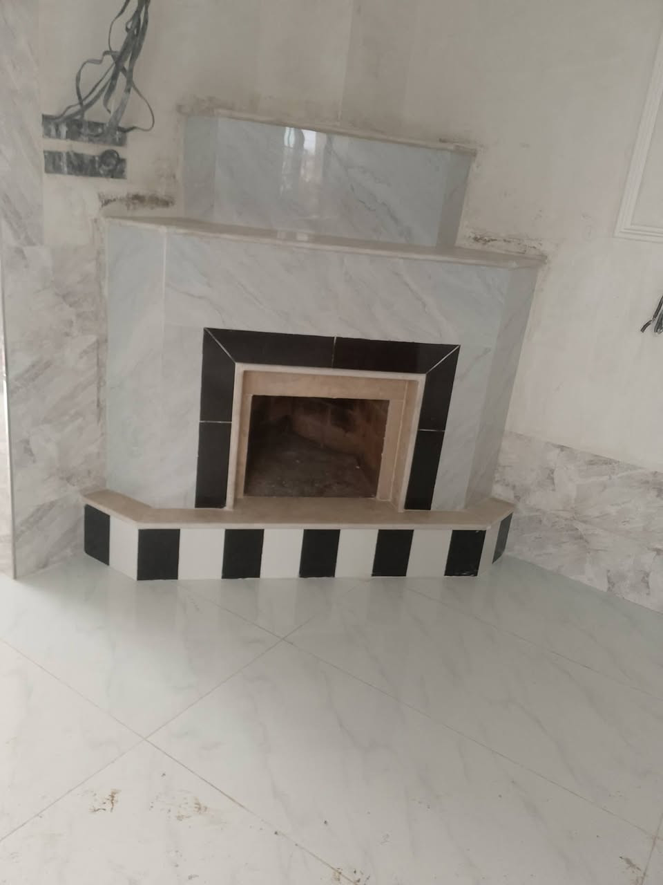 السلام عليكم.
يوجد كادر سيراميك متفرغ حاليآ للعمل وفق المواصفات الفنية والجودة الهندسية ( وايظن نشتقل مداخن)
بإشراف هندسي للأستفسار  اتصل على الرقم التالي ***********
