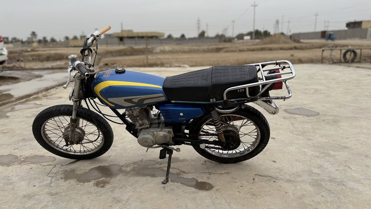 سلام عليكم ارشا موديل 2019 الدراجه جاهزه ما ناقصهاا اي شي محركهاا كلش نضيف سعرهاا ٤٥٠ وبيها مجال قليل مكان الدراجه قلعه سكر فرع الزيوت ‭٠٧٧٦ ٥٩١ ٩٢٧١‬
