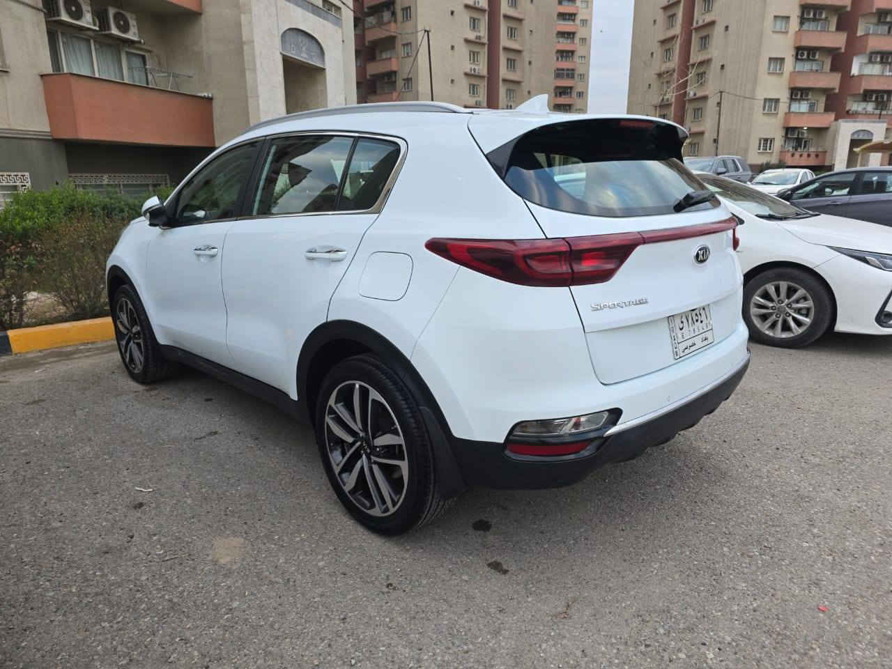 سبورتج ٢٠٢١ خليجي ماشيه ٩٢ وقابل للزيادة مكفوله من بارد وتبديل محجوزة لمصرف الصناعي باقي سنه ونص للحجز اتعهد باي ضمانات لتحويل سعر ٢٠٢ بيها مجال مكلف بالنشر اتصال على ***********
