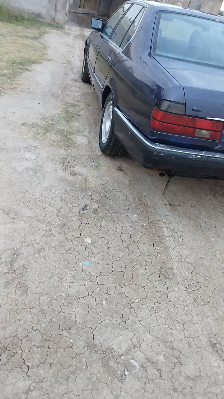 سلام عليكم بيم ٧٣٥ محرك وكير خير من الله لا تبخير ولا تنقيص رقم انبار ألماني ما سحبيهن من المرور الوحات راعيه يريد تحويل ومتوازي عله بيعته السعر ٣٣ وبيه مجال ***********. لا تعبني اذا مو شراي
