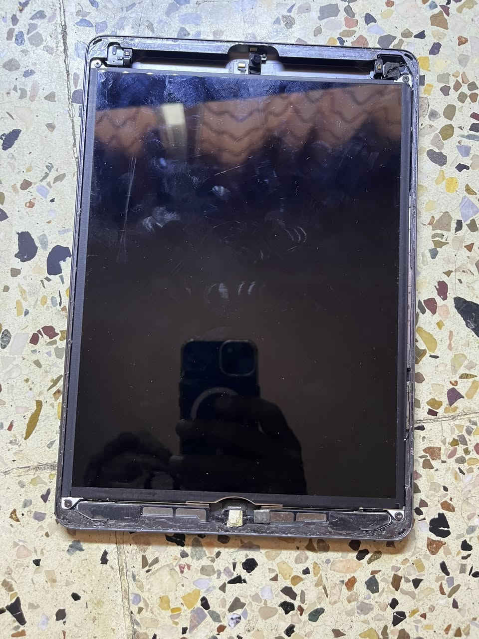 ايباد عدد 2  جيل 9 وجيل 8 التاسع مابي بلازمه وطافي والثامن مبين بالصورة بلازمه مفطره وماتلمس ابيعهن هالموجود


**إذا كنت صاحب هذا الإعلان وتريد حذفه لأي سبب، رجاءا أرسل رسالة إلى الدعم الفني**