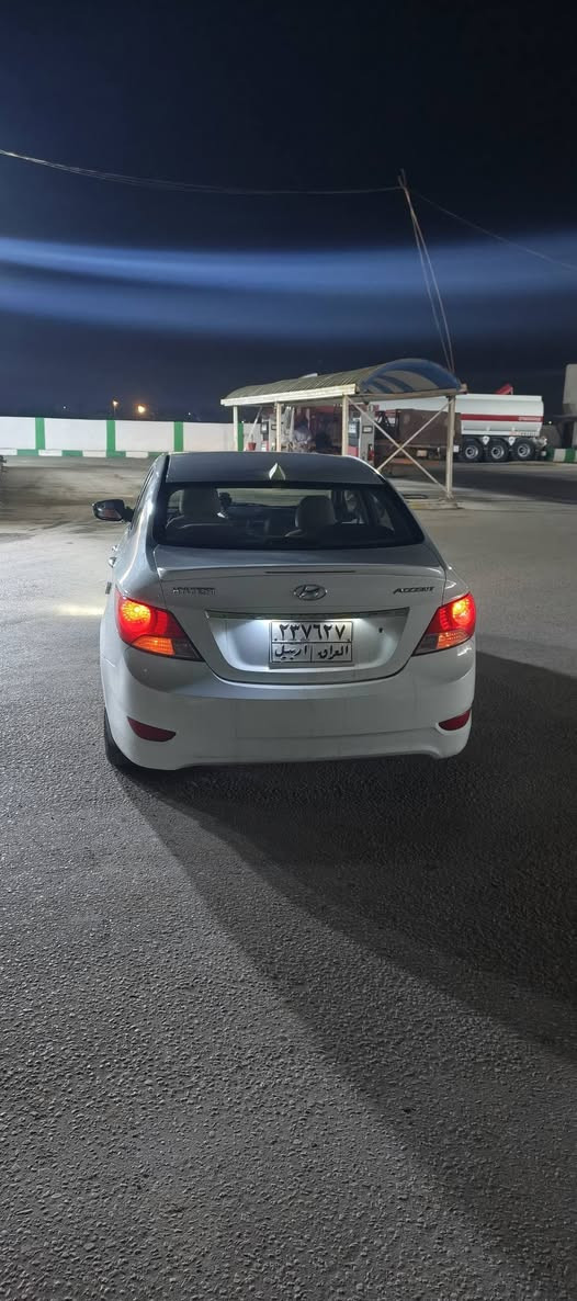 السلام عليكم 
هيونداي اكسنت 
2012 سيارة خليجية بية طخة من جة
 السايق الباب الخلفي معدلة يعني حت متبين زغيرة 
محرك 1600رقم اربيل ارضية جلد مدوشمة 
شاشة اندرويد تبريد ثلجج🥶 كير اوتو 
كير محرك حدادية مكفولة 

السعر (100)
مكاني (بابل /الكفل) 
رقم(***********)

مامتواجد ع الفيس فقط واتساب واتصال
