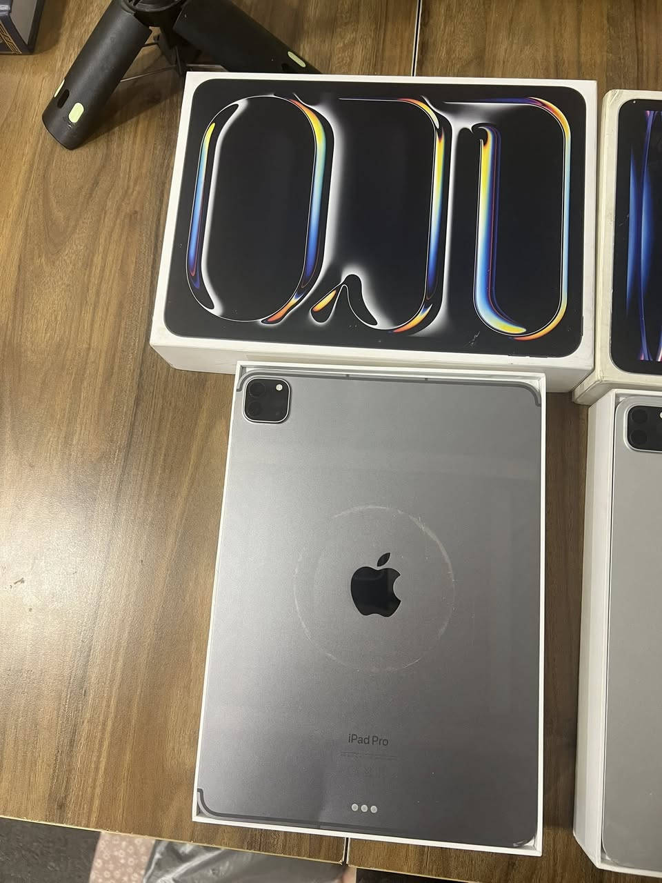 سلام عليكم ايباداتM2 واحد ذاكره ١٢٨غراضه كامله بي فطور بل حساس وثاني ٢٥٦بطاريه ٨٥غراضه كامله يدعم شريحه مناسبات اسعرهم مكاني نجف شراي يجي خاص بيع او مراوس


**إذا كنت صاحب هذا الإعلان وتريد حذفه لأي سبب، رجاءا أرسل رسالة إلى الدعم الفني**