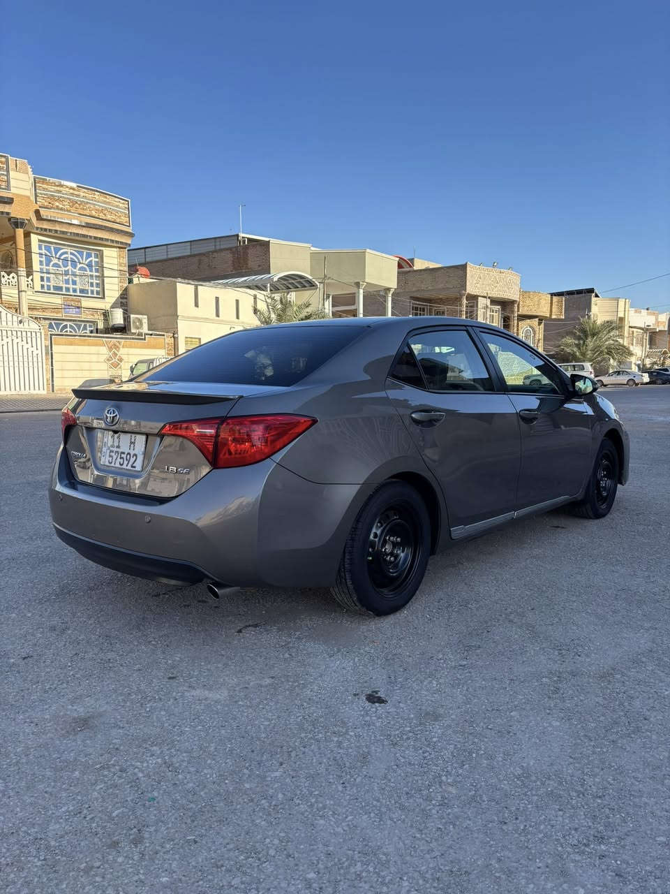 للبيع كورلا SE موديل 2017 
فول موصفات 1/1 فتحه بصمه رادر شاشه كامره حساس خلفي امامي تحكمات بل استيرن 3 انظمه قياده سستم سماعات جديد تخم ويل وتاير جديد 
ماشيه ١٢٠ الف 
مكينه 1.8 كير مكفولات 
الظرر / سرقه جاملغ امامي فقط صور حادث في المنشور 
السعر  143 وبيه مجال
الاستفسار / ***********
مكان السياره / كربلاء المقدسه
