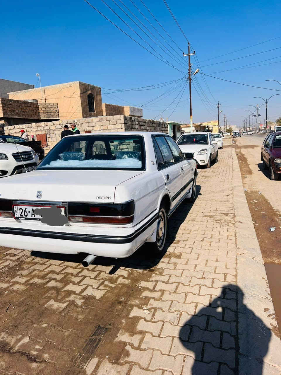 السلام عليكم سياره سيدان للبيع موديل 1990 محرك كير بطه 2500 شرط تدفئه نار صدر تايرات كلو نضيف رقم صلاح الدين دولي سنويه 2029شرط التحويل  بيها جاملغ و بونيد صبغ بدون دواخل سعر 63 وبيها مجال قليل اتصال ***********
