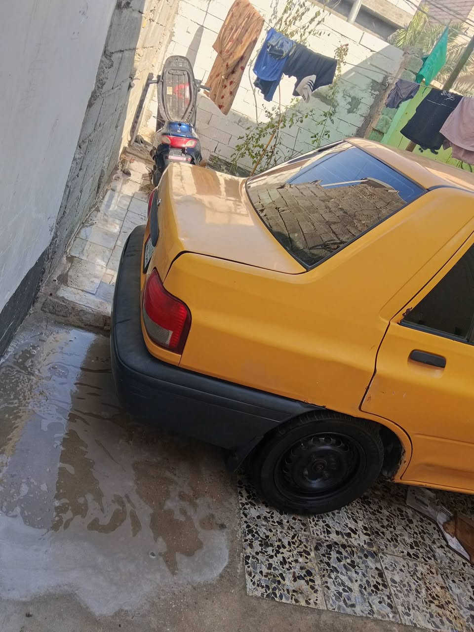 السلام عليكم سياره للبيع كير ومكينه كورله تخم تاير جديد رقمه بصره ماندل راعيه اسويلك مكاتبه وسنويه الصليه مكاني كوفه شارع المطار الجديد السعر 16 وبيه مجال حك الجيه***********
