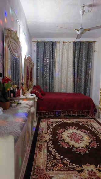 دار 200م عقد زراعي 117 بوب الشام صفحه بيت ضيفان

غرفتين نوم وستقبال وصاله ومطبخ وصحيات داخليه وخارجيه ومحل 

البيت يباع مع الأثاث كاملاً او بدون اثاث

السعر 48 مليون مع الاثاث

***********
