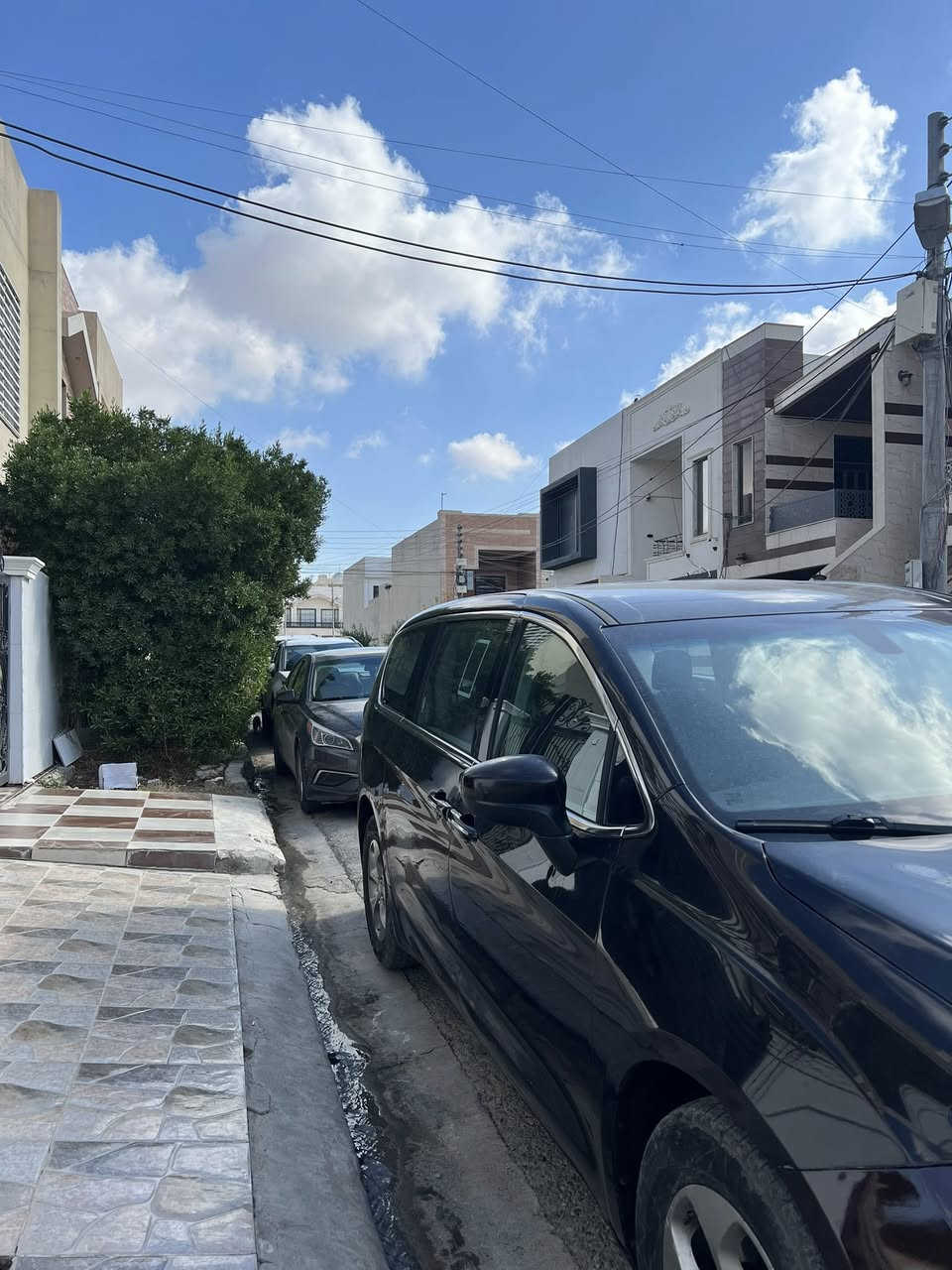 Chraysler

١٤٠ مايل ماشي

٤ جام كهربا

غديل سرعه

٤ قعتع بدون دواخل سفعه سياق

سعر 155

***********

***********
