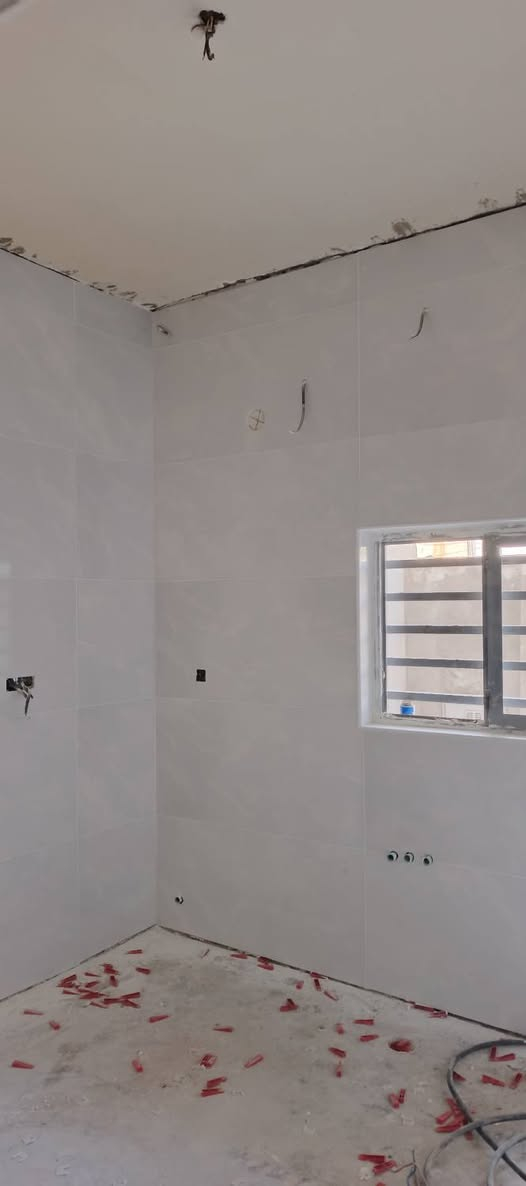 نشتغل شربت ارضيه جدران انسب اسعار شرط شغل درجه اوله 
هاذا رقمي موجود *********** بخدمتكم  وافق ادمن جزاك الله خير
