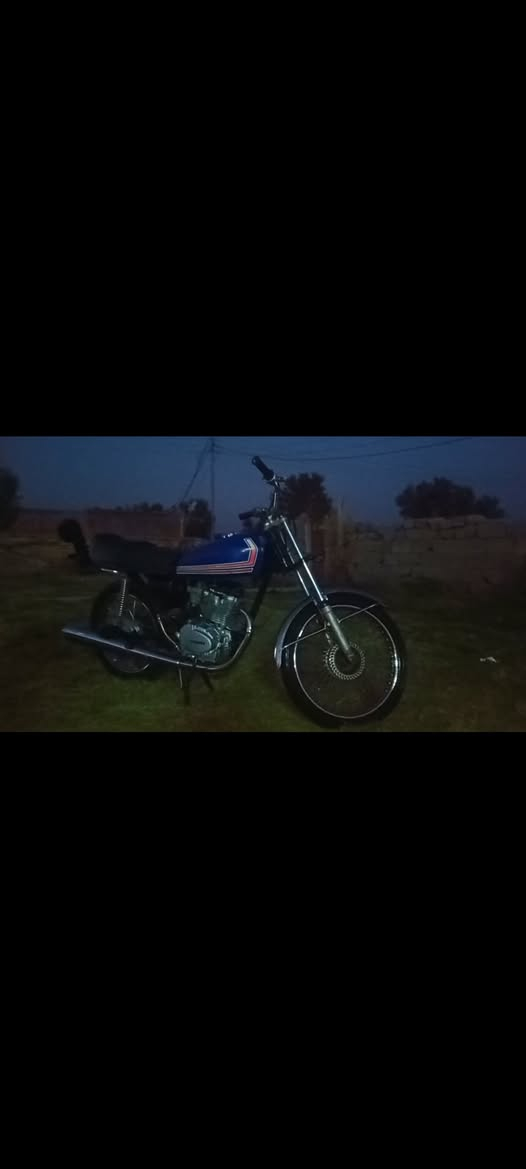 سلام عليكم دراجه لل بيع محرك انتنس سعر 600 وبيه مجال


**إذا كنت صاحب هذا الإعلان وتريد حذفه لأي سبب، رجاءا أرسل رسالة إلى الدعم الفني**