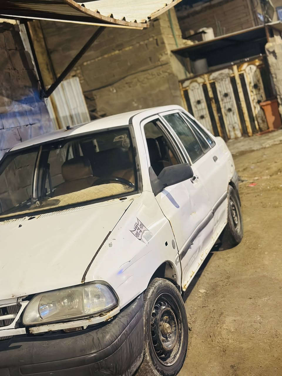 السلام عليكم  سايبه بصرة خصوصي راعي ما واصله  مكينه وكير جدد سعرها ١٦ وبيه مجال قليل مكاني البصرة الجمهورية الرقم ***********
