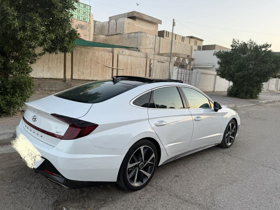سلام عليكم للبيع سوناته 2023فول موصفات لمتد 1/1 جاهزالسياره مكينه كير حداديه تبريد تخم تاير ما ناقصه برغي وضع شركه رقم مثنى معوقين انكليزي بسمي وكاله عامه ماشيه 55الف كليو متر بسمي وكاله عامه ماشيه 55الف كليو متر

وسياره بدون صبغ
مبدل بيه جاملغ امامي فقط بدون ايرباك 
المواصفات

بصمه

بصمه ابواب

ردارامامي وجانبي

شاشه جبيره

تحكم ستيرن

شحن واير ليس

داخل ابيض

تبريد امامي خلفي

تدفئه مقاعد

3وضعيات للقياده

كير دكم

تبريد بيانووو

مانع انزلاق وبعد بيه هواي موصفات 

السعر175

للاستفسار ***********المكان سماوه المركز ❤️
