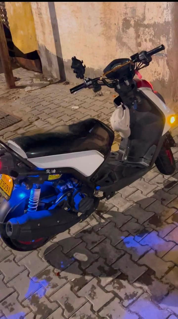 سكنس جبلي البيع جديده ما صارله هواي نازله دراجه جديده بصره معقل ***********
