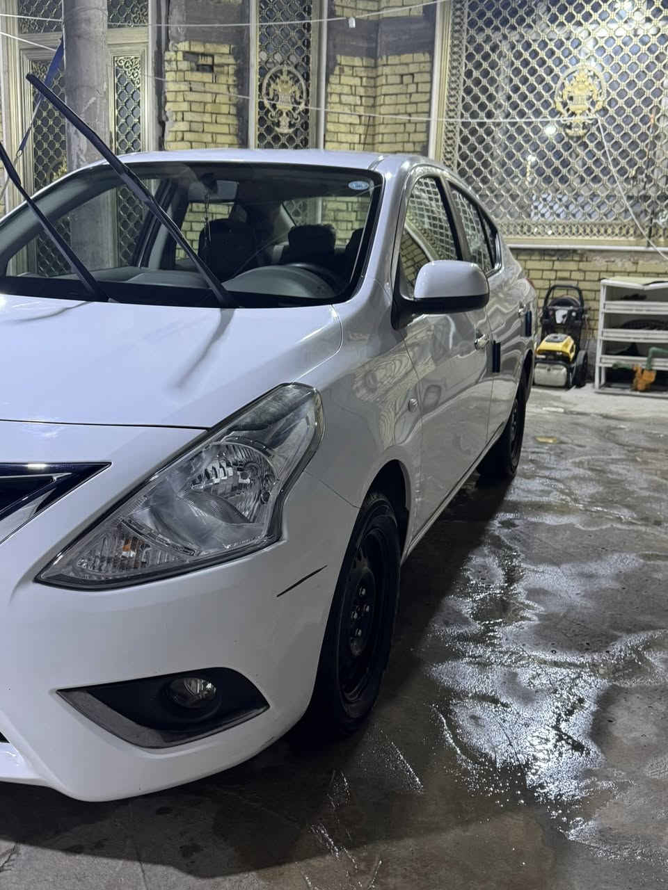 السلام عليكم نيسان سني الهندي ام البليته الزركه 2023 كفاله للبيع ***********
