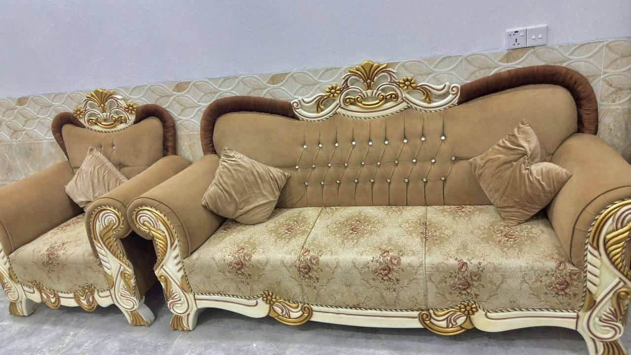 مرحبا
قنفات للبيع ١٠ مقاعد 
كولش نظيف وجديد والدوشمة مضبوطة مابي اي عيب 
السعر ٥٥٠ وبي مجال


**إذا كنت صاحب هذا الإعلان وتريد حذفه لأي سبب، رجاءا أرسل رسالة إلى الدعم الفني**