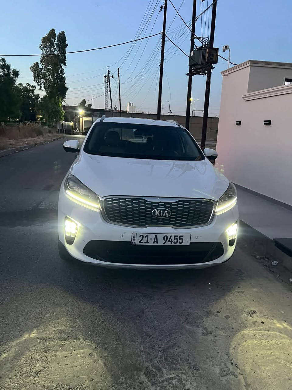 سلام عليكم 
كيا سورنتو 
موديل ٢٠١٨ خليجي
محرك v 6
موصفات / كشن جلد - شاشة كبيرة - تحكمات سترين_ مودات قيادة _ تبريد ثلاث قطع _ سبعة راكب 
ماشية/ ١٦٤٠٠٠
***********
