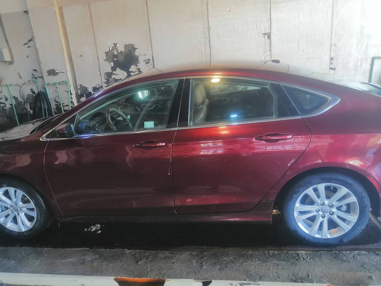 السلام عليكم
سياره سي 200 موديل 15 محرك 2400 سيارة نقصها فقط تبريد سعرها 100$ وبيها مجال بعد المعاينة 

مكانها النجف الاستفسار اكثر ***********
