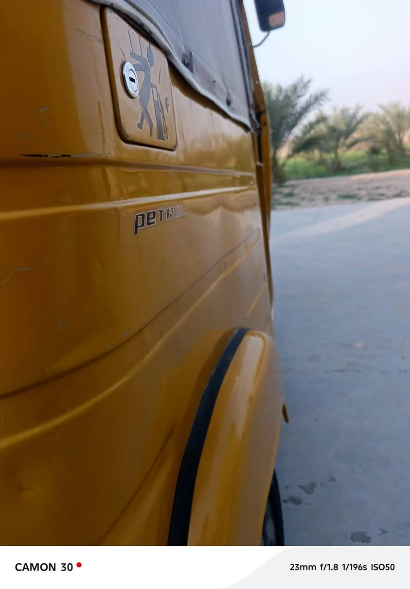 سلام عليكم تكتك البيع موديل 2019 مرقم تكتك نضيفه معمره بس دوسات مكينه مكفوله مكاني بغداد الحسينيه معامل الاستفسار على رقم ***********
