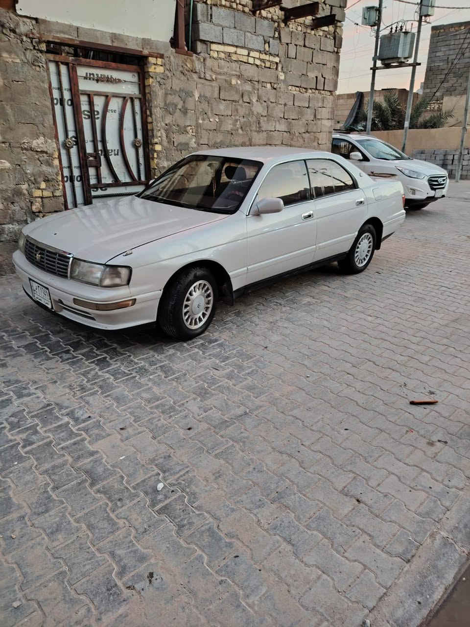 السلام عليكم بطة موديل 2000 كفالة من الكصة والنقل وكفالة عامة السيارة جديدة كلش سنوية ل 27 مكاني البصرة صبخة العرب  وراعيهة يمي تريد تحويل تريد وكالة سعرها 66 ورقة وبيهة مجال حك الجية
***********
