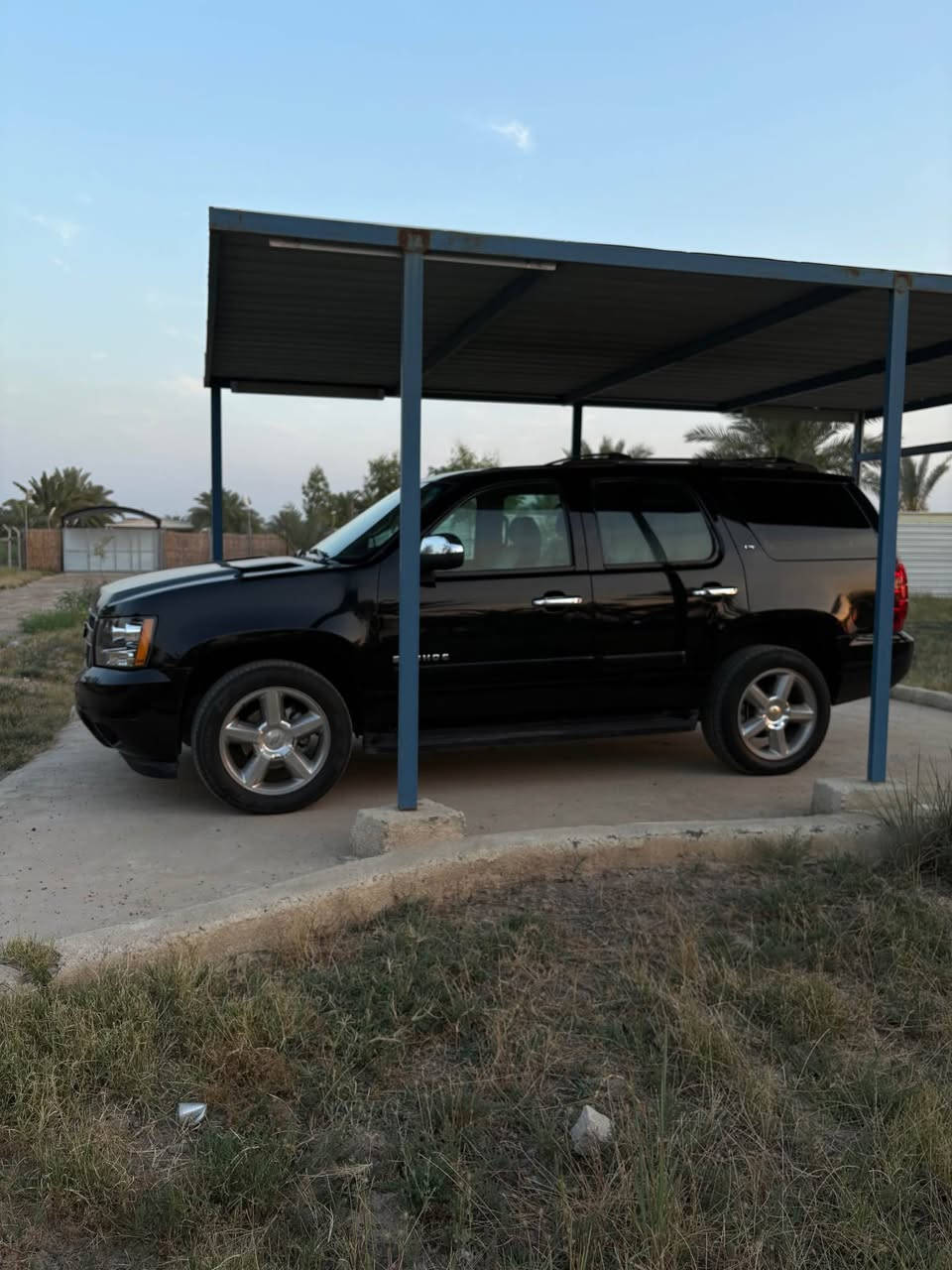 سلام عليكم تاهو 2007 بترة LS لون اسود سيارة رقم بغداد  بسمي كشتات كهرباء ⚡️ V8 ماشية 222حقيقي تبريد ❄️ ثلج 3قطع تحكم استيرن جهتين فور ويل نظام زحف شاشة حساسات كامرة  360 سعر 175بية مجال قليل الاستفسار على رقم *********** Colombo, Sri Lanka
