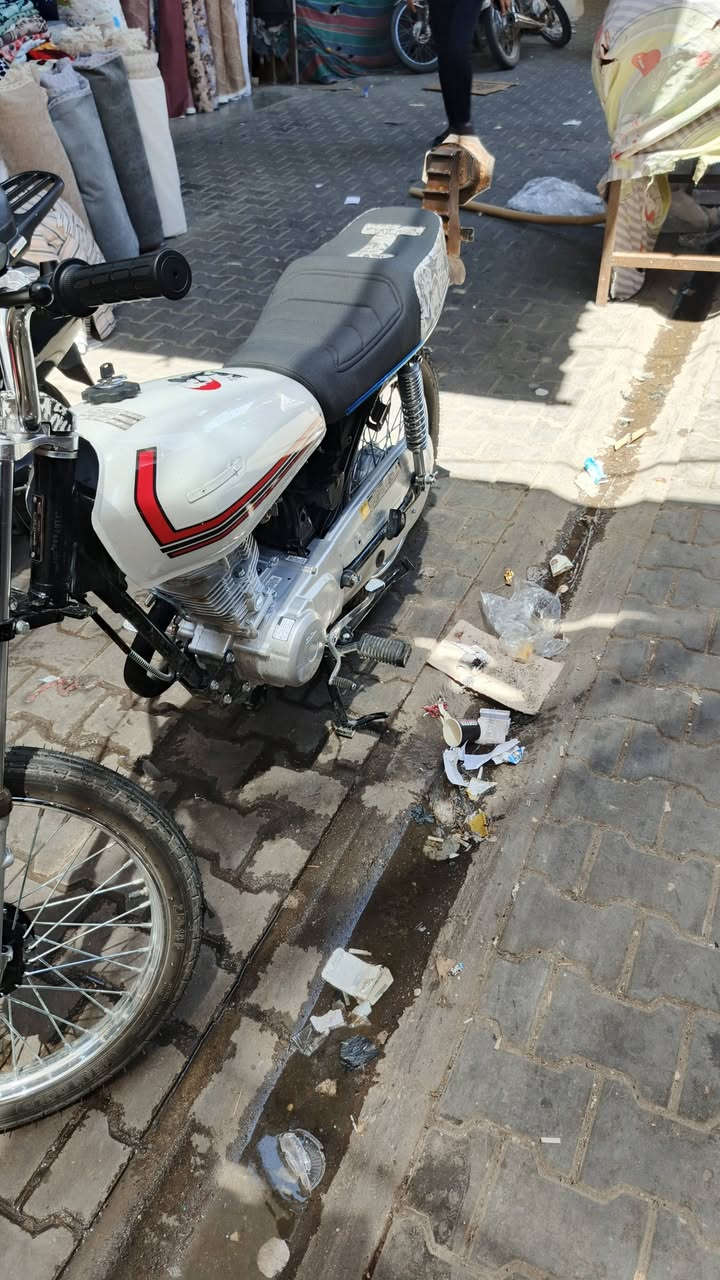 إسلام عليكم دراجه لبيع شاصي سكنر دراجه توه معمره بعده بدهن لشركه مكان كوت شهداء لسعر 850 وبيه مجال قليل ***********
