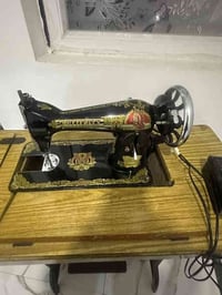 مكينة خياطة فراشة • مستخدمة • كربلاء حي الحر