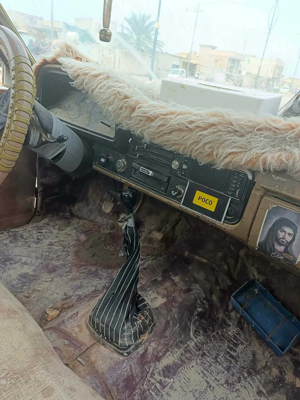 للبيع موديل 81جاهزه رقم ديالهالسعر مليون و800شوف عينك راعيها بدياله ***********
