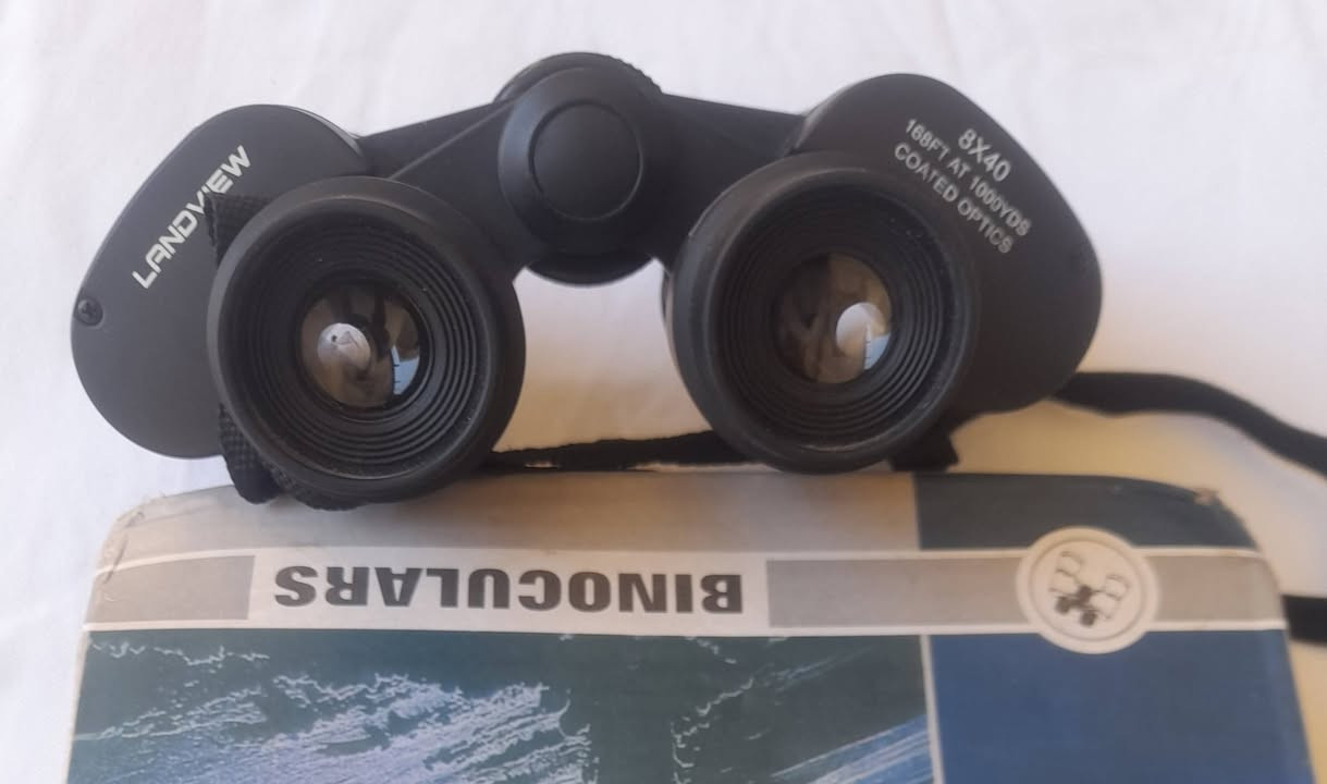 متاح ناظور 8×40 بحاله جيده للتواصل***********
