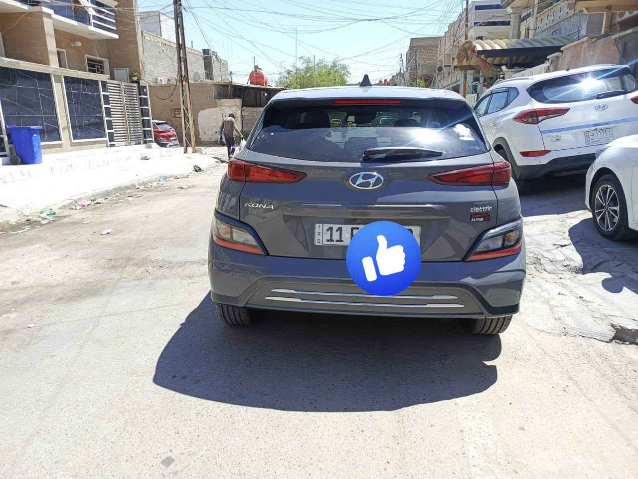 ‏السلام عليكم كونا كهرباء بالكامل 2023 وارد امريكي فول كهرباء تشتغل على الشحن كهرباء فقط بدون بنزين وبدون دهن محرك
‏بطارية ليثيوم حجم الكبير 64K كيلو واط الشحنه الواحده يمشيها حوالي 500 كيلو متر سياره نشطه وخصوصا بالتسارع
‏حادثه بنيد وجاملغ بدون دواخل
‏ايرباك  استيرن
‏1.كيجات دجيتل
‏2. تحديد مسار
‏3. شاشه
‏4.ويل كب كروم
‏5. كشنات تدفئة
‏6. تحكم
‏7.نظام سبورت + عادي + ايكو
‏8.رادارت جانبيه
‏9. بصمه
‏10. هيترات بالكشنات
‏11.كشنات كهرباء
‏12. هندبريك بصمه
‏13. بصمة ابواب
‏14. تشغيل عن بعد
‏15.رادار امامي وخلفي
‏16. كير دكم
‏17. توقف ذاتي
‏18. مثبت سرعه
‏19. مانع انزلاق
‏20. شفتات تحكم سرعه تفاعلي
‏21. شاحن USB و لاسلكي
‏السعر 135 وبيها مجال
‏***********
‏السلام عليكم كونا كهرباء بالكامل 2023 وارد امريكي فول كهرباء تشتغل على الشحن كهرباء فقط بدون بنزين وبدون دهن محرك
