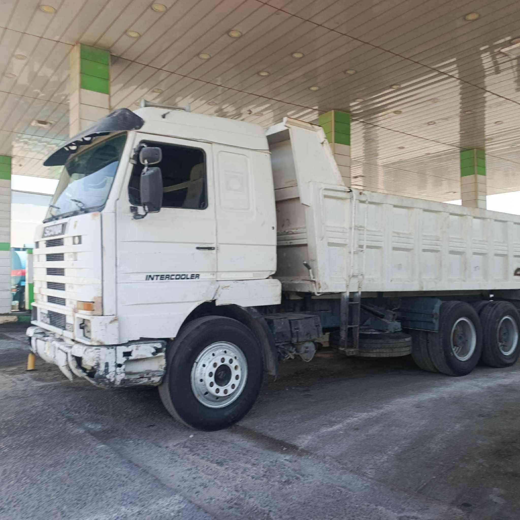 سلام عليكم سكانيه بطه البيع مكفوله كفاله عامه تخم تاير مكينه جديده الا صرف ولا بخار سياره جاهزه العمل سعر 180 وبيه مجال الطيبين رقم ***********
