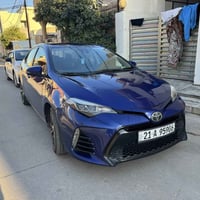 كورلا للبيع SE 2018 حادثة بيبان اثنين مبدلات بلاد  سيارة حداديته جاهزة...