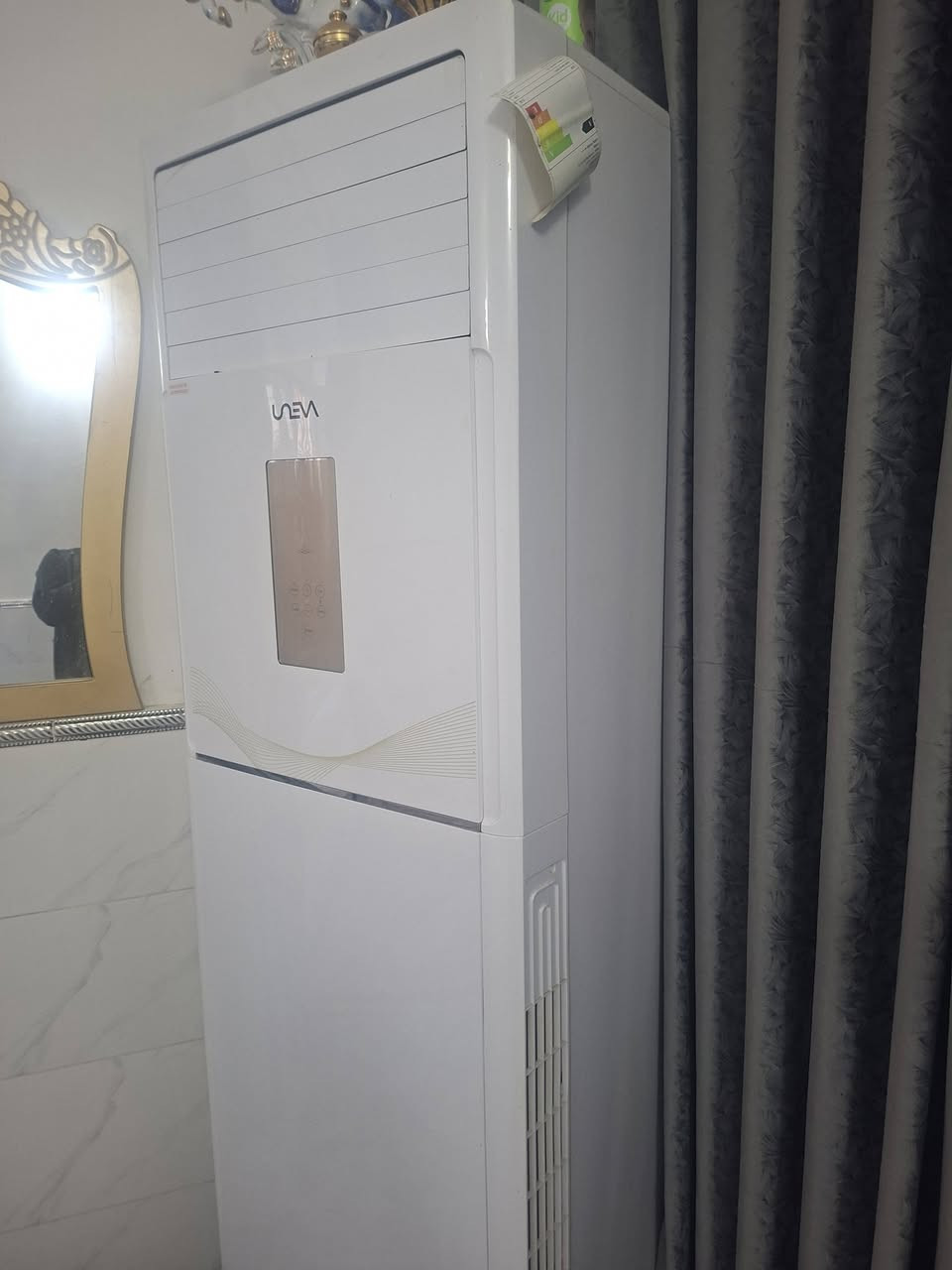 السلام عليكم موجود سبلت للبيع اخو جديد ممستخدم ماخذه بمليونين ونص اريده مليون و٦٠٠ وبي مجال  الاتصال ع رقم ***********
