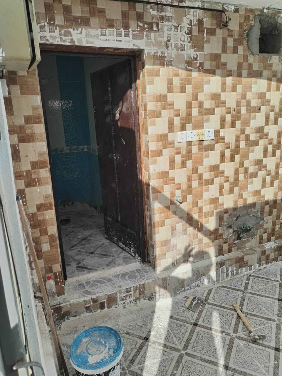 بيت البيع مساحه ٩٠ متر بنيان جديد خلف صناعه بشارع ابو قيصر 
الاستفسار ***********
