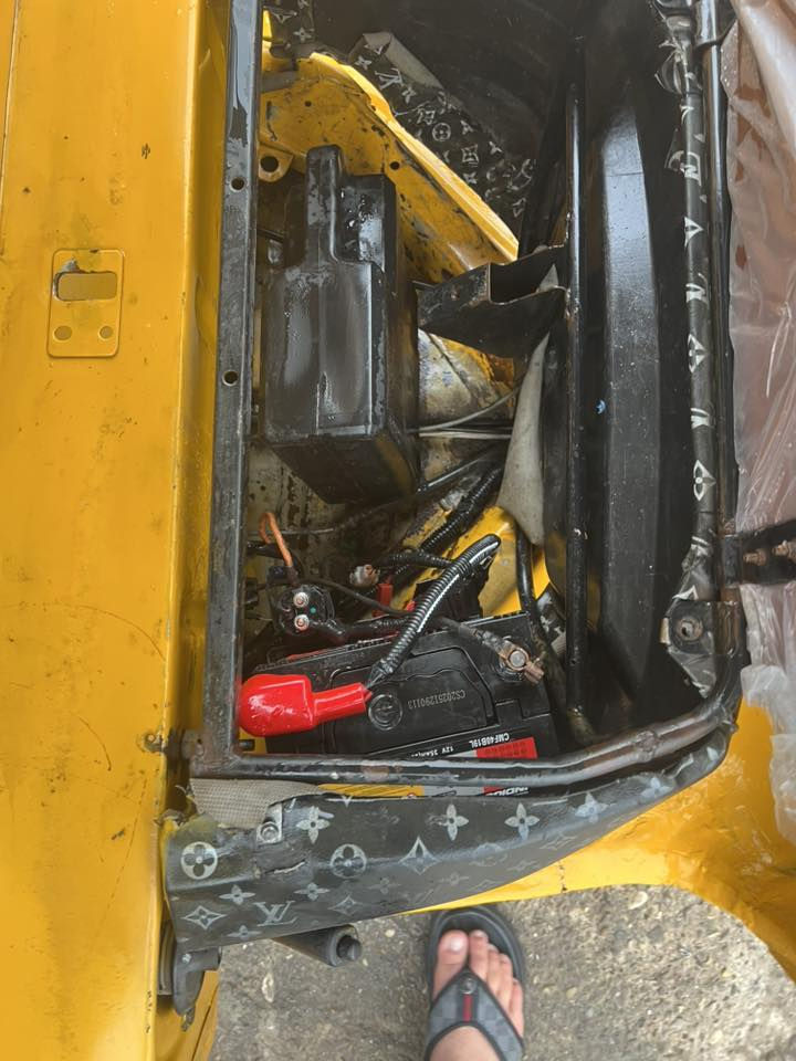 سلام عليكم تكتك موديل 20 مصبوغة جمالية وبيهة ضربة بل غد أصافحك حلوة يرادله تعمير دوسات سعر  5800اوبيهة مجال كير محرك خير من اللة رقم اوسنوية بغداد بسمي يرادله شغلات بصيطة مكاني بغداد الحسينية ‭0787 421 9399‬
