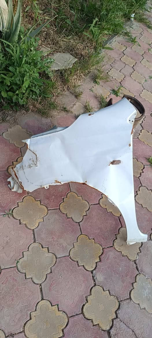 سلام عليكم  للبيع نيسان سني هندي بليته الزركه   موديل 2020
فقط جاملغ امامي مبدل اثر طخه بسيطه  بدون دواخل سياره كفاله والجاملغ مرفق بالصور الاصلي  مع السياره يعني يتعدل بارد ويرجع  للي حاب يرجع الاصلي 

سياره جاهزه حداديه تخم تاير جديد   رقم اربيل الدولي تريد مداور تريد وكاله موجود  السعر 105وبيه مجال بسيط  

الشراي يجي خاص او يتصل ع رقم  ***********
