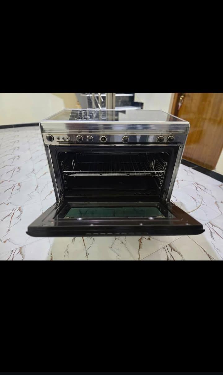 يوجد طباخ كريازي مصري من هاذا الذقيل اللبيع السعر 325 يتواصل على هاذه الرقم ***********
