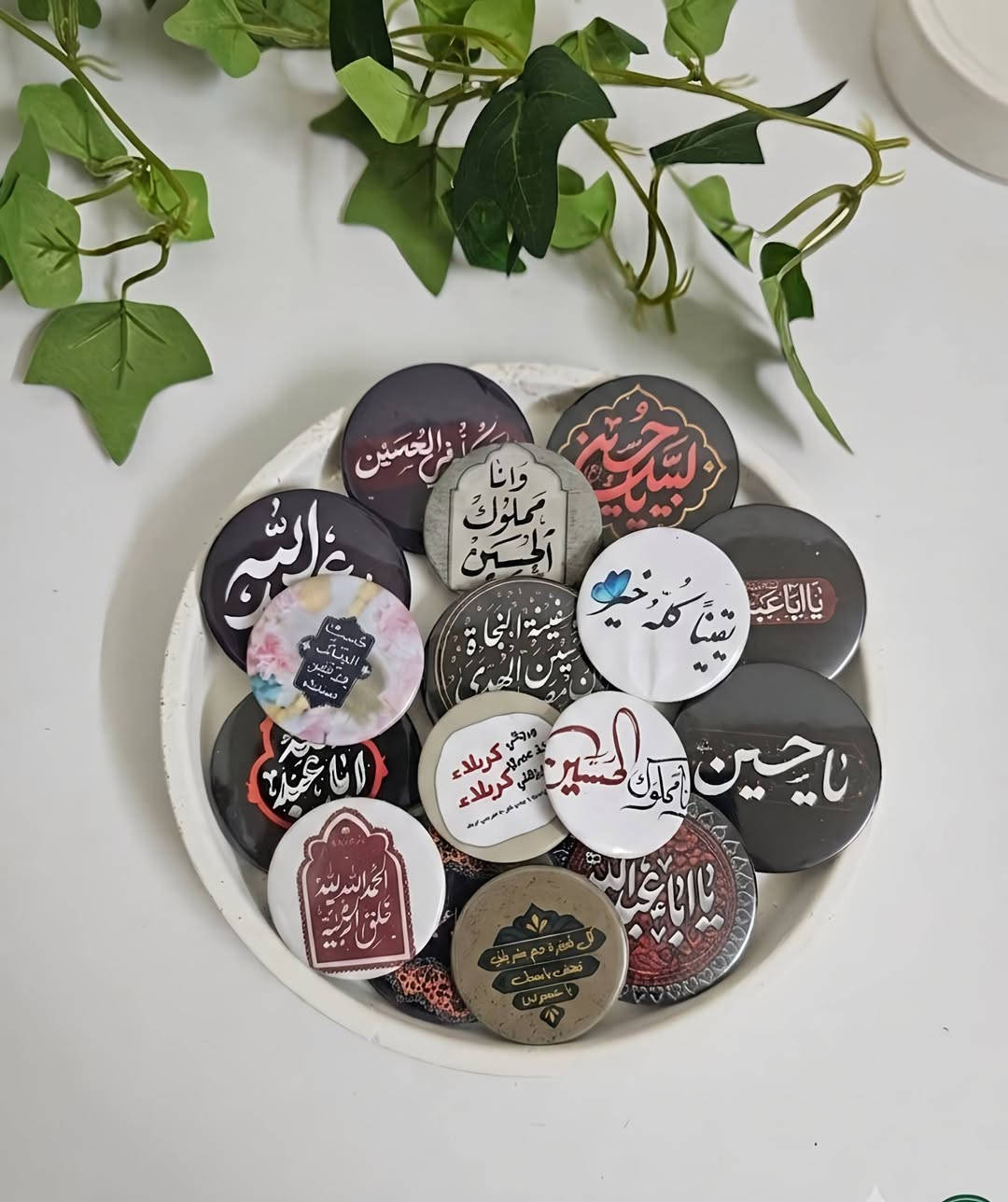 عرض خاص على البروشات الحسينية بمناسبة اقتراب شهر محرم 📌

✨ بروشات حديد (دنبوس) بأشكال منوّعة مناسبة للتوزيعات في المجالس الحسينية.

💰 العروض الخاصة: 
🔹 35 بروش بـ 15الف 
🔹 50 بروش بـ 20الف
🔹 100 بروش بـ 35 الف 
يوجد طباعة حسب الطلب 
🚚 توصيل متاح لجميع محافظات العراق ب

📩 احجز طلبك الآن


**إذا كنت صاحب هذا الإعلان وتريد حذفه لأي سبب، رجاءا أرسل رسالة إلى الدعم الفني**