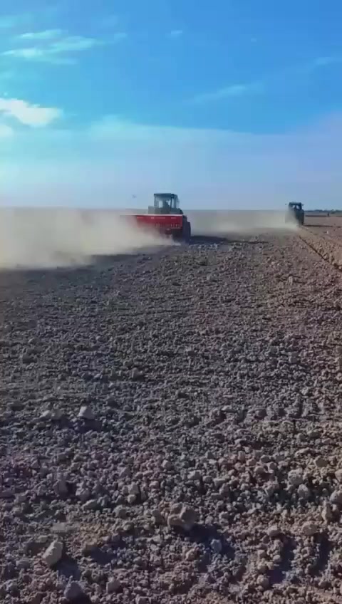 أرض زراعية طابو 25 واسط الزبيدية مساحتها 75دونم وكما موضح بالصور طبعا هذا عمل السنه الماضيه حالياً هي بور لعدم التفرغ لها...... تبعد عن شارع نعمانية زبيدية 300متر .نهرها وطريقها لوحدها وحصه مائية ومضخه عليها باقي التفاصيل يتفضل خاص متواجد ع الخاص


**إذا كنت صاحب هذا الإعلان وتريد حذفه لأي سبب، رجاءا أرسل رسالة إلى الدعم الفني**